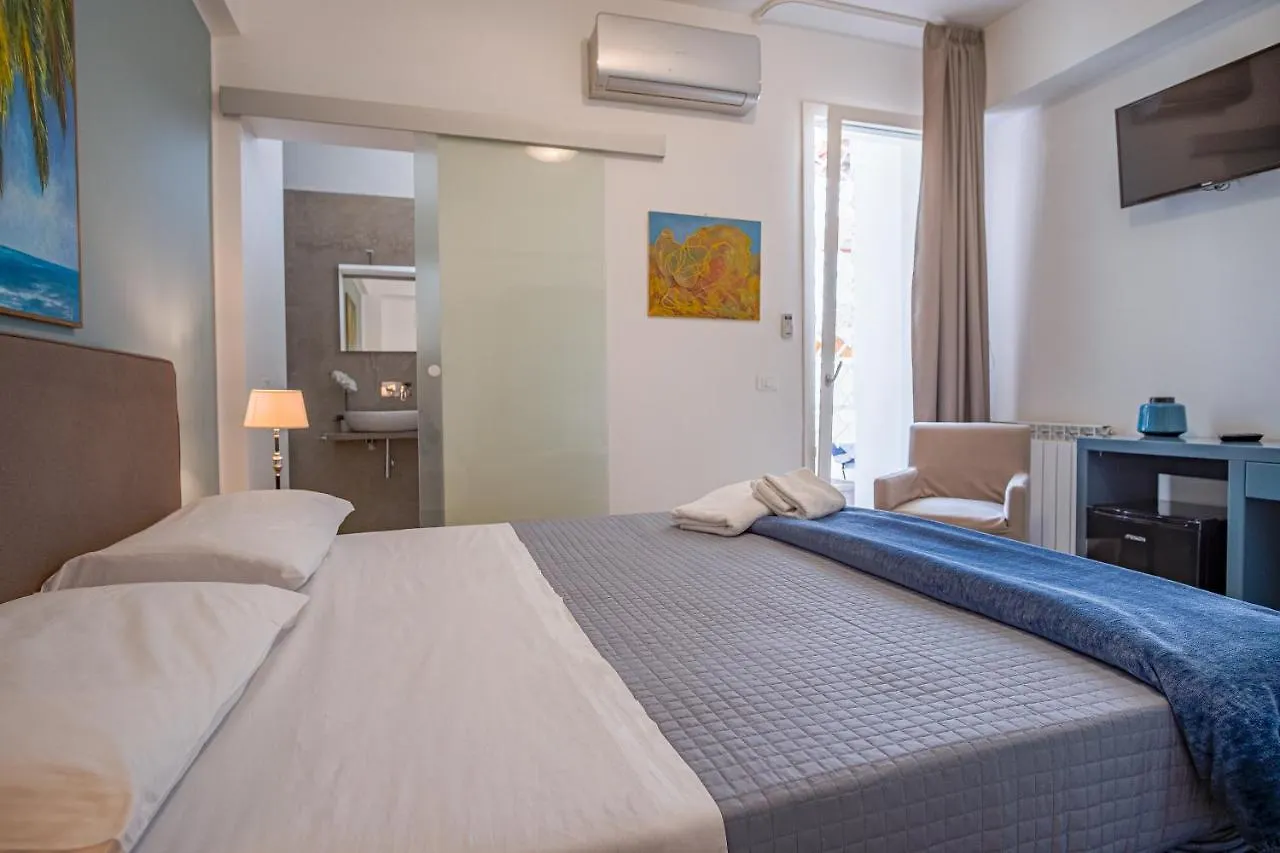 B&B Le Muse Mondello 3*,